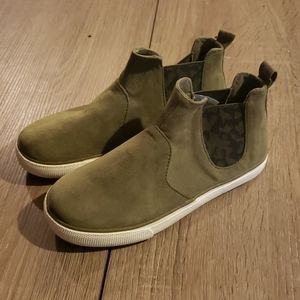 $7 w/ bundle! Green Faux Suede Slip-On Sneakers